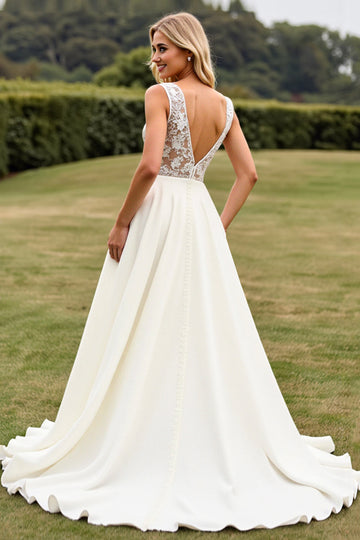Robe de mariée ivoire en dentelle trapèze col V avec fente